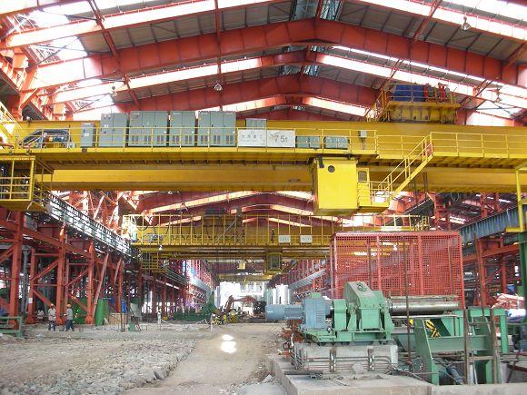 Dvojitý mostový žeriav QD Electric 25 Ton